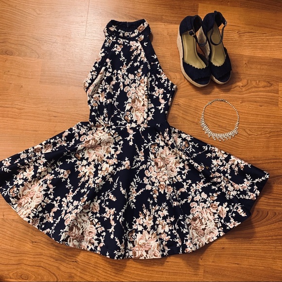 MACYS Dress - Picture 1 of 7